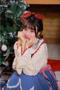 师尊带回来一个小师妹