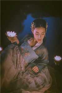 眼睛都快挪不开了怎么办