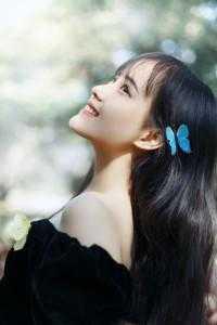 他对外界有感应了英语翻译